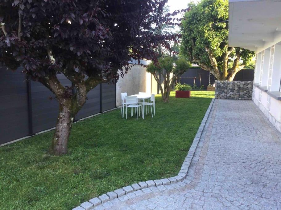 Appartement Dans Villa Pau Εξωτερικό φωτογραφία